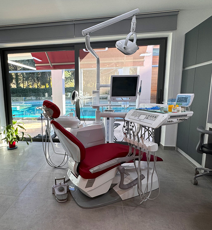 Luwi Dental Clinic - Photo 3